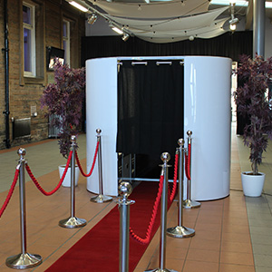 Glasgow Fun Casino Wedding Photobooth Red Carpet